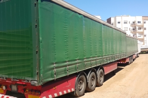 Schmitz Cargobull Semi-remorque Bâchée